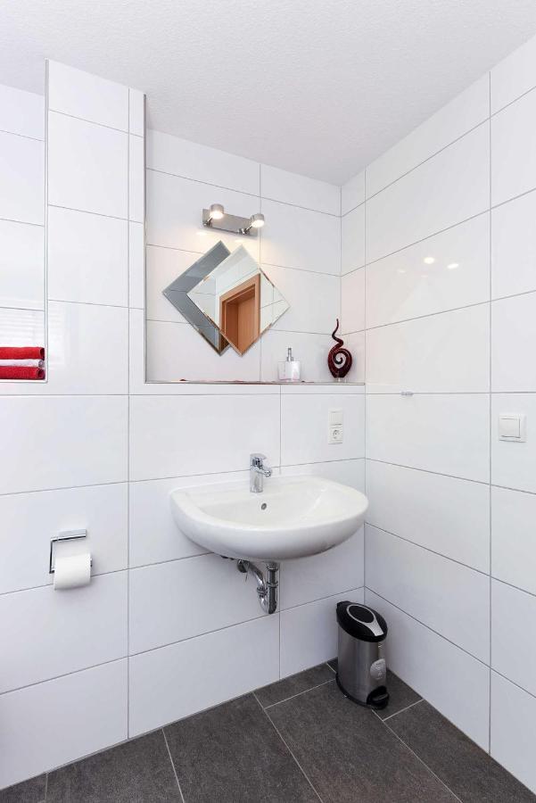 Ferienwohnung Teezeit Neuharlingersiel Ruang foto