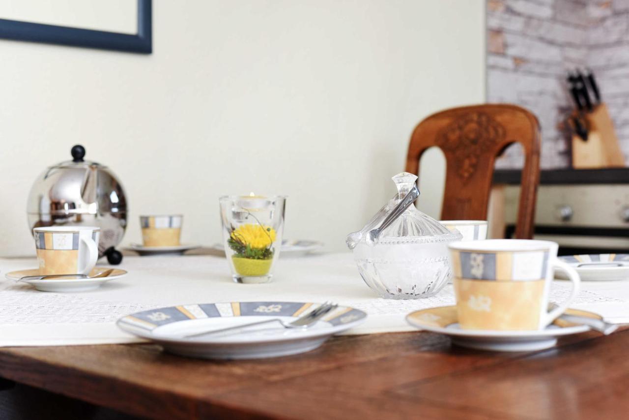Ferienwohnung Teezeit Neuharlingersiel Ruang foto